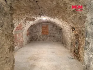 Pronájem obchodního prostoru, Jablonec nad Nisou, Anenské náměstí, 81 m2