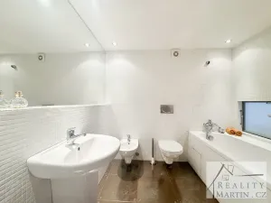 Prodej bytu 1+1, Praha, Bartoškova, 62 m2