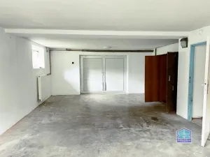 Prodej rodinného domu, Trnová, 192 m2