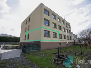 Pronájem bytu 2+kk, Benešov, Konopišťská, 40 m2