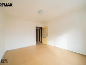 Prodej bytu 3+1, Odolena Voda - Dolínek, Náměstí Vítězslava Hálka, 77 m2
