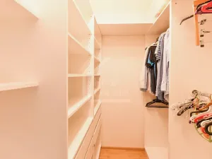 Pronájem bytu 3+kk, Praha - Radlice, Kroupova, 87 m2