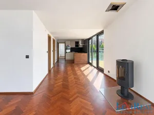 Prodej mobilheimu, Praha - Holešovice, Sanderova, 126 m2
