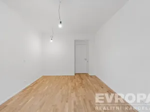 Pronájem bytu 2+kk, Praha - Michle, Magistrů, 57 m2