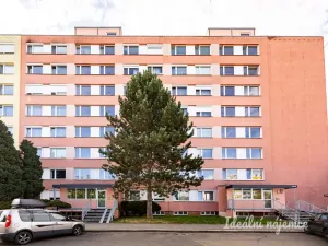 Pronájem bytu 2+kk, Praha, Lessnerova, 43 m2