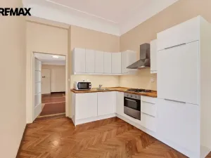 Pronájem kanceláře, Praha - Staré Město, Staroměstské náměstí, 130 m2