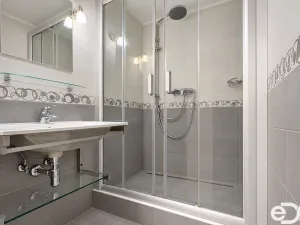 Pronájem bytu 2+kk, Praha, Točitá, 41 m2