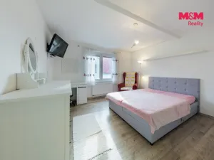 Prodej rodinného domu, Karlovy Vary - Stará Role, Slezská, 131 m2