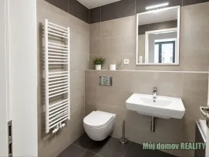 Pronájem bytu 4+kk, Praha - Libeň, 86 m2