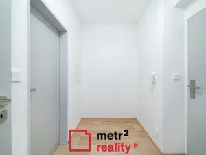 Pronájem bytu 1+kk, Olomouc, U solných mlýnů, 41 m2