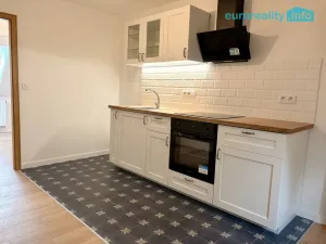 Prodej bytu 2+kk, Mariánské Lázně, Tyršova, 43 m2