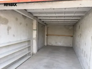 Pronájem garáže, Zlín, Broučkova, 18 m2
