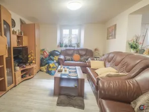 Prodej bytu 2+1, Pardubice - Zelené Předměstí, Češkova, 64 m2