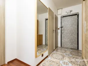 Pronájem bytu 2+kk, Praha - Komořany, Na Komořsku, 45 m2