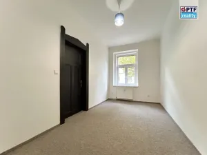 Pronájem bytu 2+1, Plzeň, Blatenská, 47 m2