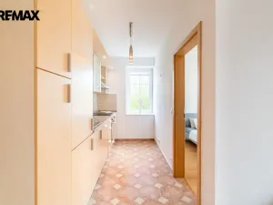 Prodej bytu 2+kk, Vestec, Ve Stromkách, 45 m2