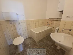 Pronájem bytu 2+1, Krnov - Pod Cvilínem, Opavská, 54 m2