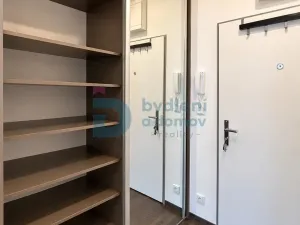 Pronájem bytu 2+kk, Olomouc - Hodolany, Nezvalova, 46 m2