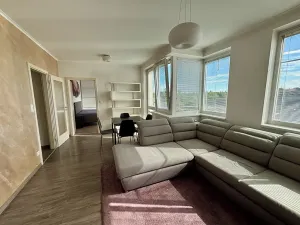 Prodej bytu 2+kk, Praha - Hostavice, U Hostavického potoka, 50 m2
