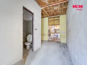Prodej obchodního prostoru, Dubí, 202 m2