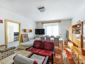 Prodej bytu 2+1, Strakonice - Strakonice I, Tržní, 62 m2
