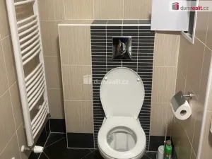 Pronájem bytu 1+kk, Praha - Kobylisy, Klapkova, 35 m2