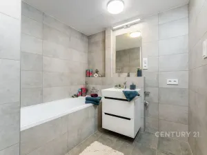 Pronájem bytu 2+kk, Praha - Hostivař, 47 m2