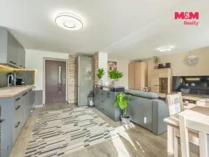 Prodej rodinného domu, Klobuky - Kobylníky, 204 m2