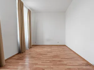 Prodej bytu 2+kk, Praha - Libeň, Sokolovská, 57 m2