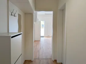 Pronájem bytu 1+kk, Brno, Komárovská, 28 m2