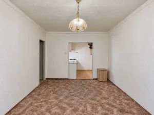 Prodej bytu 2+kk, Praha - Háje, Tatarkova, 44 m2