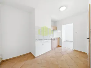 Pronájem bytu 1+1, Prostějov, nám. Spojenců, 37 m2