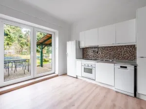 Pronájem rodinného domu, Praha - Kobylisy, Sedlecká, 200 m2