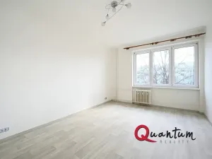 Pronájem bytu 3+1, Praha - Hloubětín, Poděbradská, 72 m2