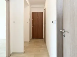 Pronájem bytu 3+1, Praha - Hloubětín, Poděbradská, 72 m2