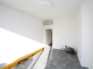 Pronájem bytu 2+1, Praha - Vinohrady, Korunní, 82 m2