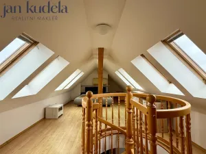 Pronájem bytu 3+kk, Brno - Královo Pole, Högrova, 109 m2