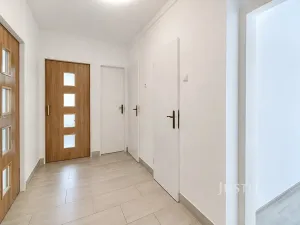 Prodej bytu 3+1, Písek, Ke Střelnici, 78 m2