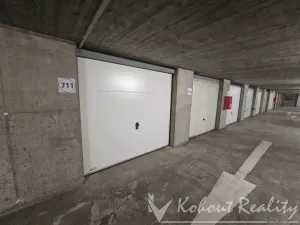 Pronájem garáže, Praha - Strašnice, Štěchovická, 16 m2