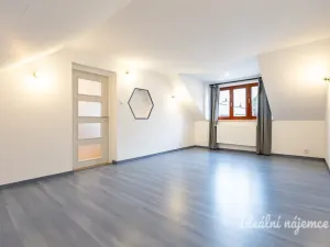 Pronájem rodinného domu, Brandýs nad Labem-Stará Boleslav - Stará Boleslav, Železná, 140 m2
