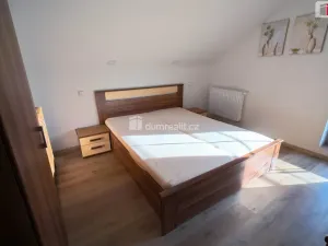 Pronájem rodinného domu, Bystřice - Ouběnice, 300 m2