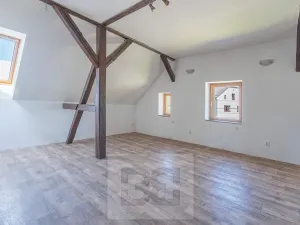 Prodej rodinného domu, Cvikov, 197 m2