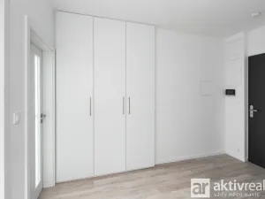 Pronájem bytu 2+kk, Praha - Kbely, Mladoboleslavská, 46 m2