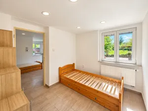 Pronájem bytu 2+kk, Chýnice, Mlejnská, 33 m2