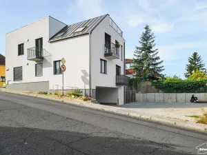 Prodej bytu 3+kk, Praha - Dolní Chabry, Kobyliská, 95 m2