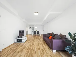 Prodej bytu 3+kk, Praha - Dolní Chabry, Kobyliská, 95 m2