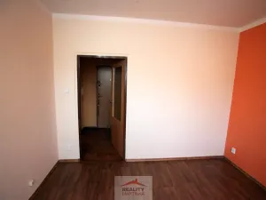 Pronájem bytu 2+1, Valašské Meziříčí - Krásno nad Bečvou, Sklářská, 56 m2