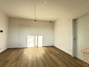Prodej bytu 2+kk, Hradec Králové, Pod Zámečkem, 43 m2