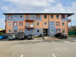 Prodej bytu 3+kk, Vochov, 52 m2