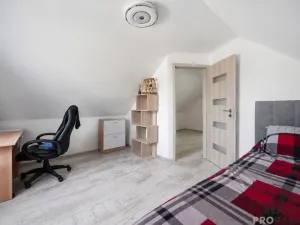 Prodej rodinného domu, Smiřice, 170 m2